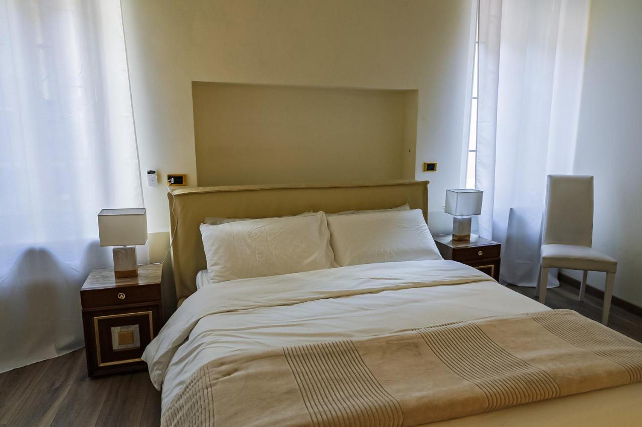 Juliet Deluxe Apartment เวโรนา ภายนอก รูปภาพ